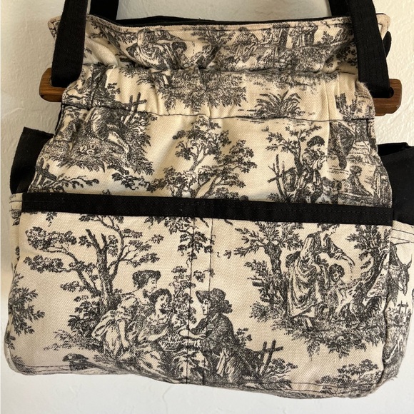 Toile Black and Cream Tote Bag with adjustable tie handle and lots of pockets - Picture 2 of 10